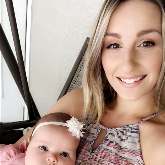 Meet your Posher, Lindsey - Picture 1 of 5